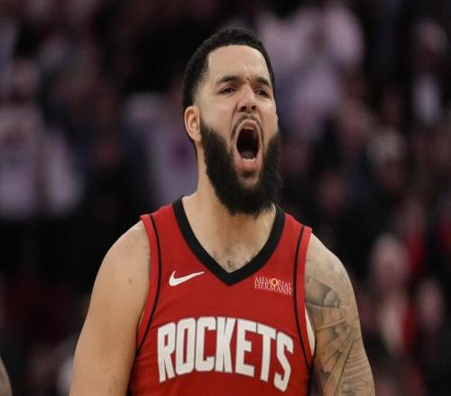 尤文四球横,扫卡利亚里,强势晋级意,爱游戏app,爱游戏官网,爱游戏体育官网,爱游戏体育app